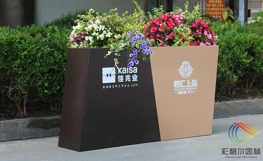 不锈钢花箱一般多厚？
