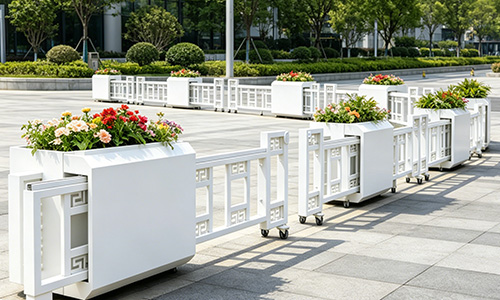 30 秒速开，伸缩花箱护栏高效管控